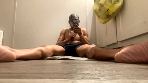 Snapshot of mani4sexy chatting on 01-15-25, 10:02 Mani4sexy online show from 01-15-25, 10:02
