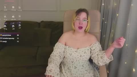 manic_pixie_ online show from 01-30-25, 01:53