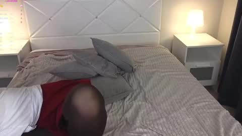 manic_pixie_ online show from 02-26-25, 04:24