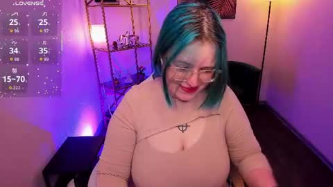 Snapshot of manic_pixie_ chatting on 06-16-26, 04:09 manic_pixie_ online show from 06-16-26, 04:09