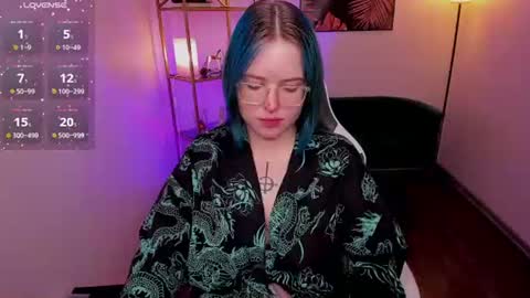 manic_pixie_ online show from 07-16-26, 03:29