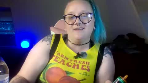 Snapshot of manicpixiepop chatting on 05-08-26, 12:49 ManicPixiePop online show from 05-08-26, 12:49