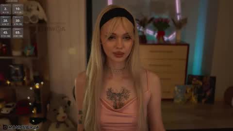 Amelie online show from 03-08-26, 06:44