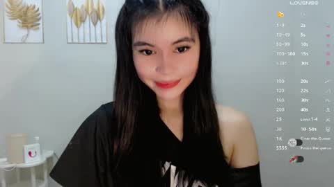 Snapshot of manilynforyou chatting on 10-17-25, 11:51 manilynforyou online show from 10-17-25, 11:51