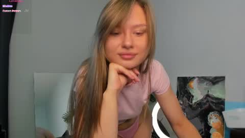 Snapshot of manita_misti chatting on 06-17-26, 09:01 Manita online show from 06-17-26, 09:01