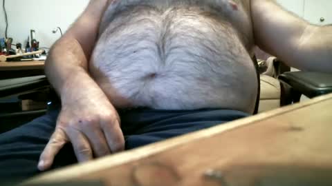 manleg439 online show from 12-10-24, 05:00