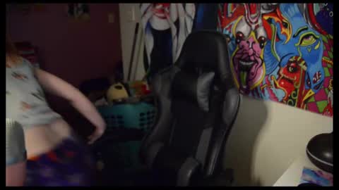 Snapshot of manner56 chatting on 10-08-25, 03:04 Manner Banana-er online show from 10-08-25, 03:04