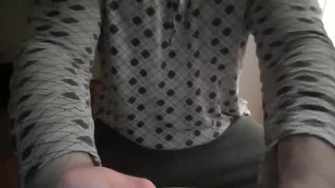 Snapshot of manu17518 chatting on 01-06-25, 11:52 manu17518 online show from 01-06-25, 11:52