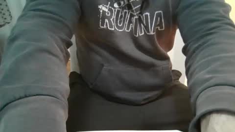 Snapshot of manu17518 chatting on 02-03-25, 10:43 manu17518 online show from 02-03-25, 10:43