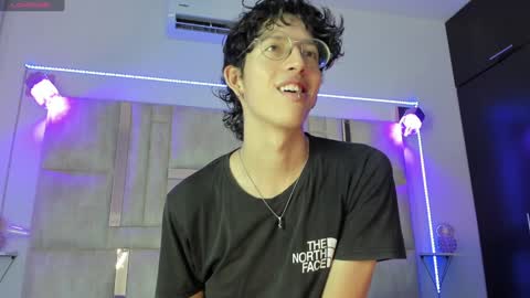 Manuel online show from 12-29-24, 07:32