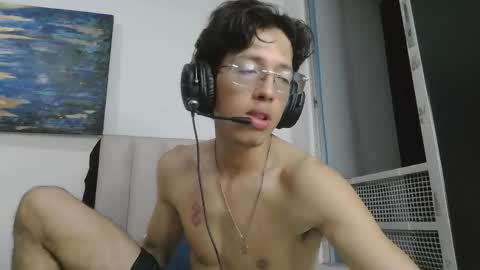 Manuel online show from 04-07-26, 03:29