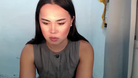Snapshot of manualrein19 chatting on 11-24-25, 10:37 rein online show from 11-24-25, 10:37