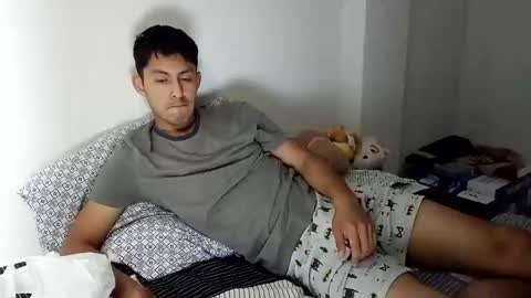 Snapshot of manucurve chatting on 09-27-25, 03:22 manucurve online show from 09-27-25, 03:22