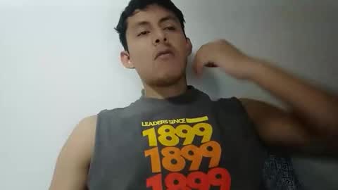 Snapshot of manucurve chatting on 10-13-25, 02:55 manucurve online show from 10-13-25, 02:55