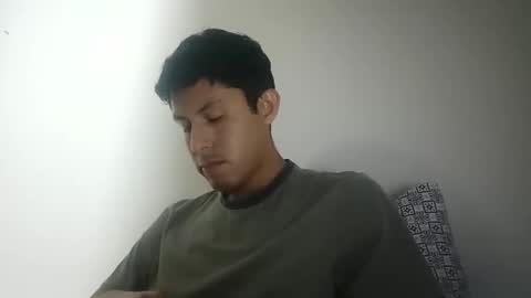 Snapshot of manucurve chatting on 10-19-25, 01:06 manucurve online show from 10-19-25, 01:06