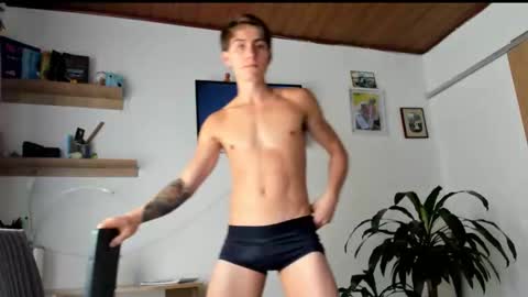 manucute 23  online show from 02-17-26, 03:51