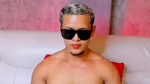 Manuel online show from 12-22-25, 02:30