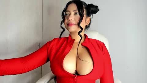 MANUELA online show from 10-05-25, 04:38