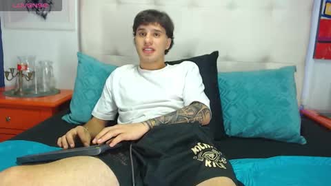 Manuel online show from 03-21-26, 08:19