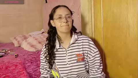 Manu  online show from 06-17-26, 01:08