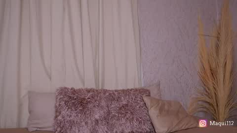 Snapshot of maquiii chatting on 12-13-24, 09:41 Maquii online show from 12-13-24, 09:41