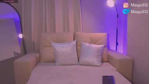 Maquii   online show from 04-24-26, 03:31