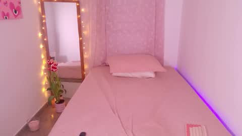 Snapshot of mar_333 chatting on 01-17-26, 12:43 online show from 01-17-26, 12:43