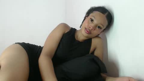 Snapshot of mar_aimy chatting on 11-12-25, 07:13 Mar online show from 11-12-25, 07:13