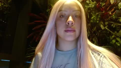   online show from 04-12-26, 12:26