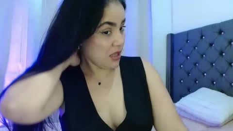 Snapshot of mara4sweet chatting on 12-19-24, 11:35 mara4sweet online show from 12-19-24, 11:35