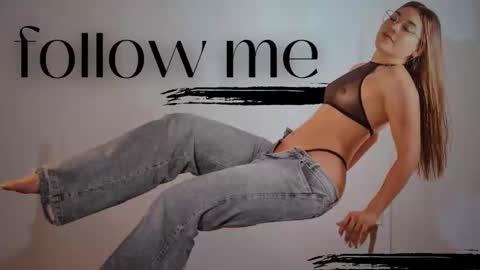 Snapshot of mara_brooks chatting on 02-28-25, 10:06 Mara online show from 02-28-25, 10:06