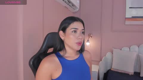 Snapshot of mara_brooks chatting on 09-19-25, 07:14 Mara online show from 09-19-25, 07:14