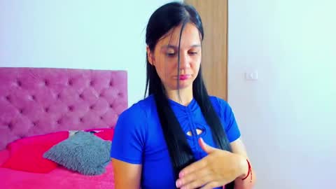 Mara hanson  online show from 10-03-25, 08:28