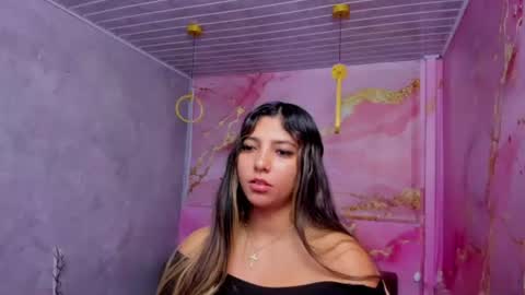 Snapshot of maraluna__ chatting on 07-05-26, 01:07 maraluna__ online show from 07-05-26, 01:07