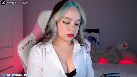 Snapshot of marceline_red chatting on 01-28-25, 03:57 Lady Marceline online show from 01-28-25, 03:57