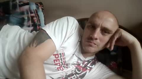 Martin Banas online show from 06-15-26, 01:13