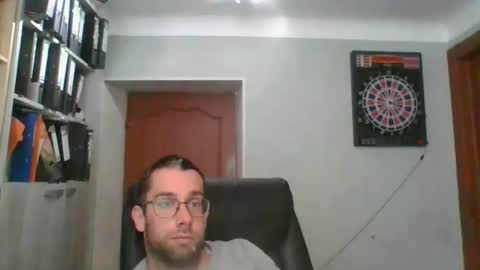 Snapshot of marcjemp chatting on 06-08-26, 11:10 marcjemp online show from 06-08-26, 11:10
