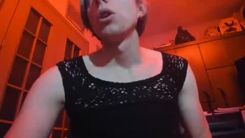 Snapshot of marcofiga1995 chatting on 04-15-26, 09:26 Marko1995 online show from 04-15-26, 09:26