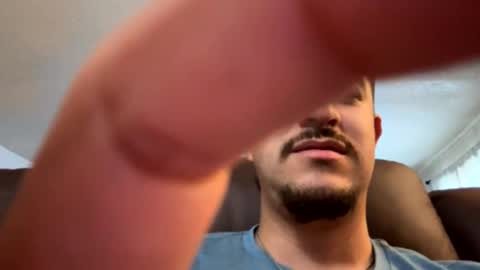 Snapshot of marcovega141810 chatting on 11-17-25, 05:52 marcovega141810 online show from 11-17-25, 05:52