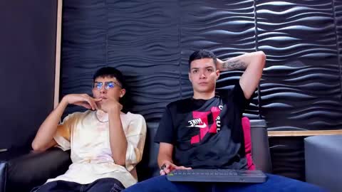 Marco and Ethan online show from 12-04-24, 03:59