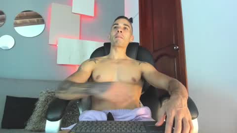 Marcus Jax1 online show from 12-13-24, 04:11