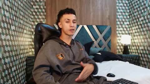 marcus_jeron online show from 12-20-25, 02:18