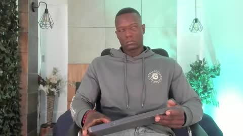 Snapshot of marcusblack_ chatting on 05-07-26, 11:26 Marcusssss online show from 05-07-26, 11:26