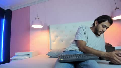 Snapshot of marcusgrayy chatting on 05-01-26, 11:37 Marcus online show from 05-01-26, 11:37