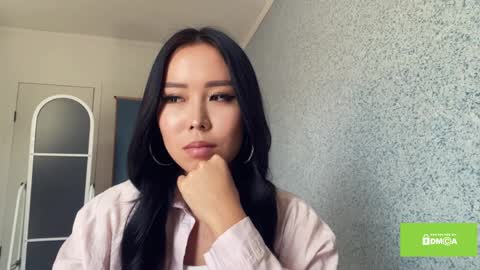 Lu online show from 04-06-26, 06:03