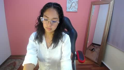 Snapshot of mardeluna01 chatting on 06-04-26, 07:53 Luna online show from 06-04-26, 07:53