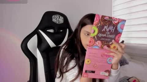 Maria online show from 11-21-25, 07:12