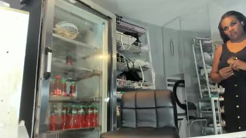 Mareia online show from 01-21-25, 11:34