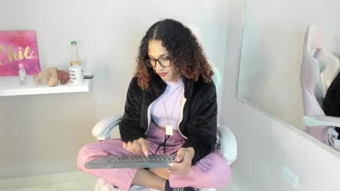 marfilastrom online show from 01-10-25, 06:20