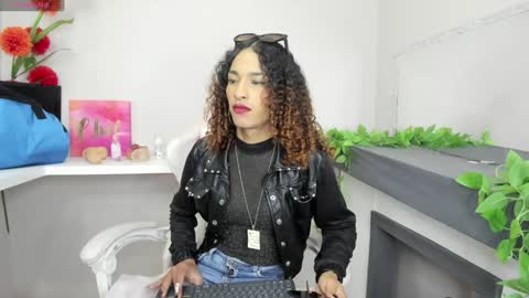 marfilastrom online show from 01-19-25, 04:22